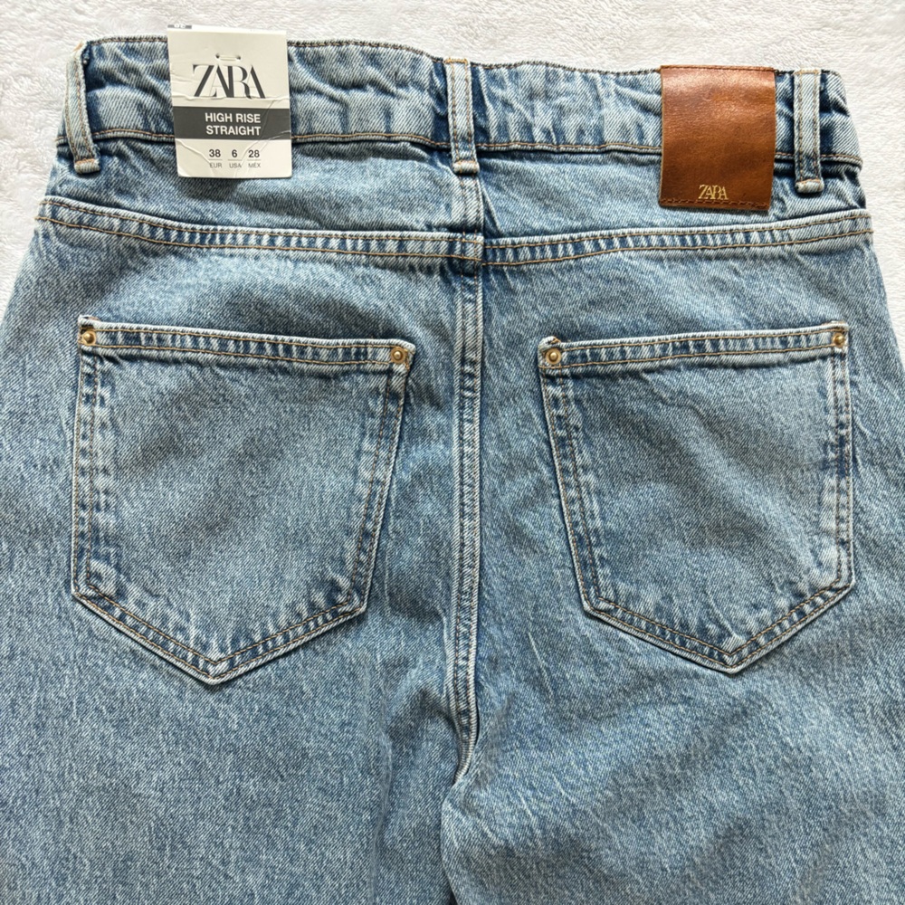 ZARA High Rise Full Length Straight Leg Blue Jeans--6 - Picture 11 of 16